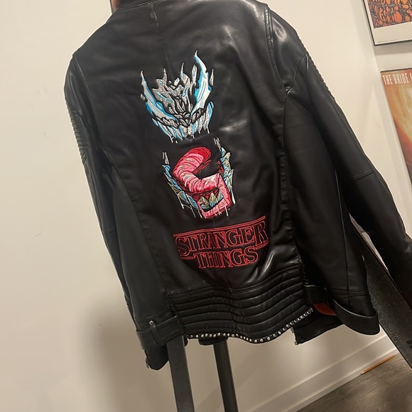 Venom cross over in stranger things - Picture 2 of 5